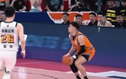 总决赛关键先生！李添荣三分球6投4中狂砍16分展现高效表现 毫不讲理的三分远射直接打停解说员